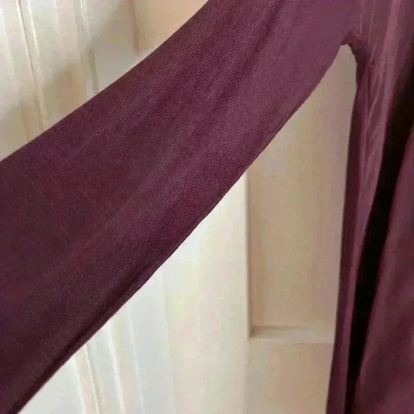 BNWT Wilfred Silk Charleville Long Sleeved Shirt in Deep Eggplant Size XS - Picture 4 of 8